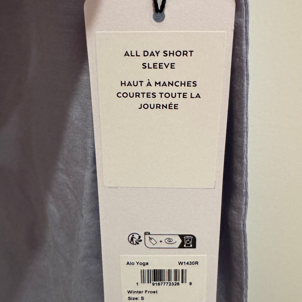 ALO Yoga All Day Short Sleeve Shirts - Picture 2 of 5
